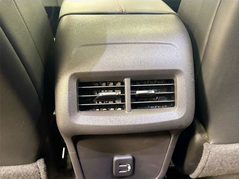 Used 2024 Chevrolet Equinox RS w/ RS Leather Package image 26