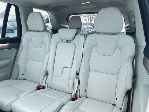 New 2026 Volvo XC90 T8 Ultra w/ Protection Package Premier image 25