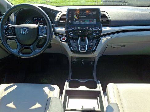 Certified 2023 Honda Odyssey Touring image 15