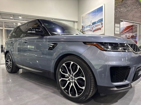 Used 2018 Land Rover Range Rover Sport SE AWD/4WD image 22