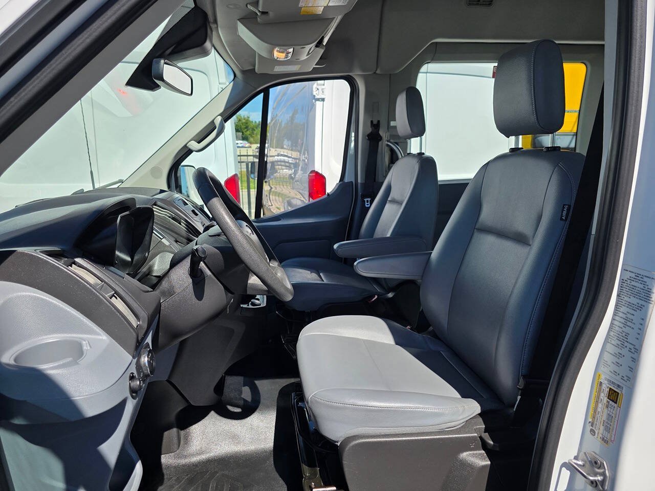 Used 2018 Ford Transit 150 XL RWD image 13