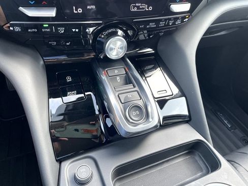 Used 2026 Acura MDX SH-AWD w/ Technology Package image 19