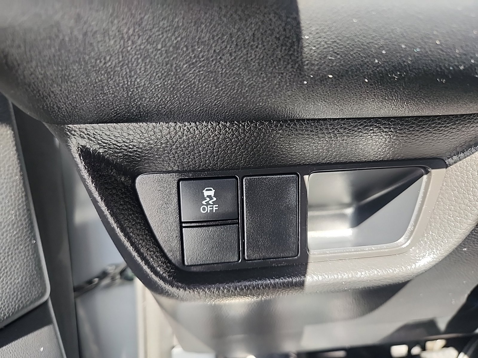Used 2025 Honda HR-V Sport image 27