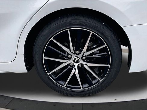 Used 2023 Toyota Camry SE image 33