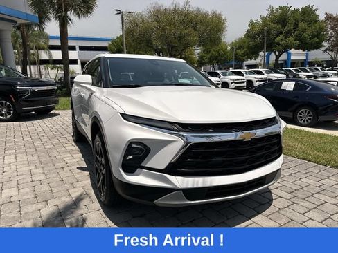 Used 2023 Chevrolet Blazer LT w/ Driver Confidence Package FWD image 17
