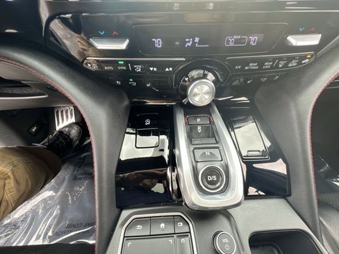 Used 2023 Acura MDX A-Spec image 22