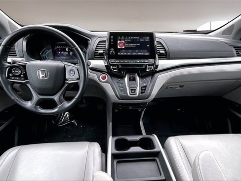 Used 2018 Honda Odyssey Touring image 7