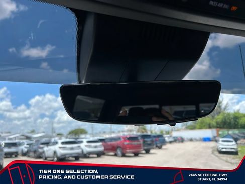 Used 2023 GMC Sierra 1500 Denali w/ Technology Package AWD/4WD image 29