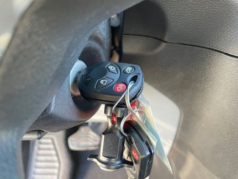 Certified 2019 Ford Transit 350 XLT image 28