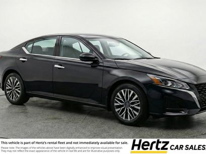 Used 2025 Nissan Altima 2.5 SV