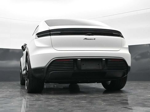 New 2025 Porsche Macan 4 Electric AWD/4WD image 43