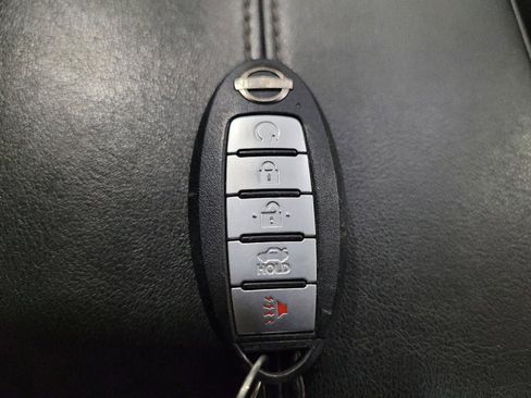 Used 2024 Nissan Altima 2.5 SV FWD image 32