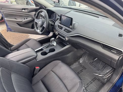 Used 2020 Nissan Altima 2.5 S FWD image 5