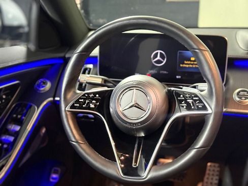 Used 2023 Mercedes-Benz S 500 4MATIC w/ AMG Line image 12