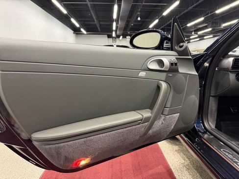 Used 2006 Porsche 911 Carrera S RWD image 30