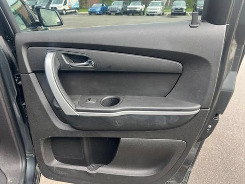 Used 2012 GMC Acadia SLE FWD image 13