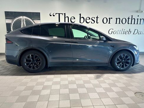 Used 2023 Tesla Model X AWD/4WD image 3