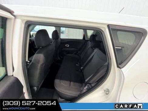 Used 2018 Kia Soul + FWD image 10