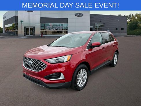 Used 2024 Ford Edge SEL AWD/4WD image 5