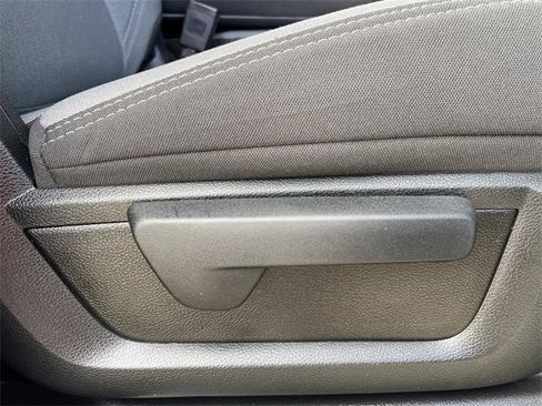 Used 2024 RAM 2500 Big Horn image 27