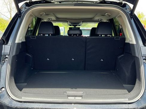 New 2026 Nissan Rogue SV AWD/4WD image 36