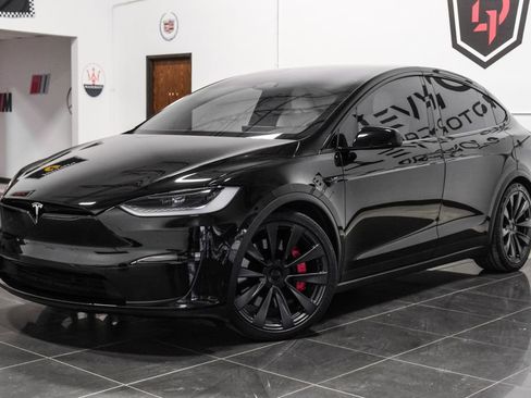 Used 2023 Tesla Model X Plaid image 8