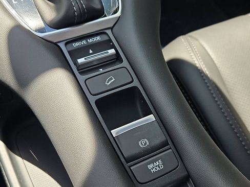 New 2027 Honda HR-V EX-L image 15