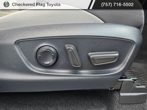 Used 2024 Toyota Tacoma TRD Sport w/ TRD Sport Upgrade Package AWD/4WD image 43