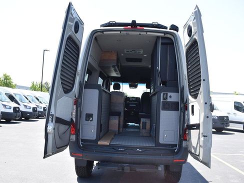 New 2024 Mercedes-Benz Sprinter 2500 image 7