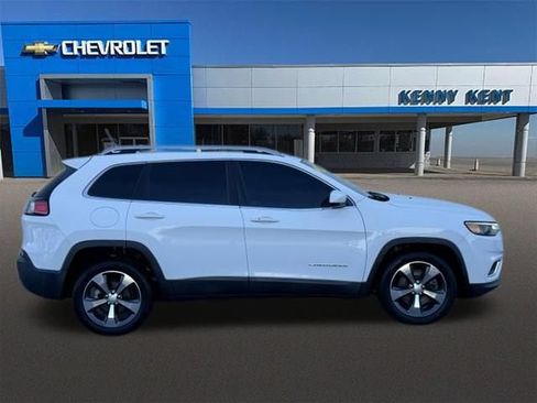 Used 2019 Jeep Cherokee Limited FWD image 3