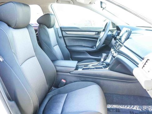 Certified 2020 Honda Accord LX image 17