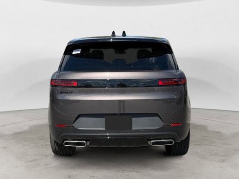 New 2026 Land Rover Range Rover Sport SE image 5