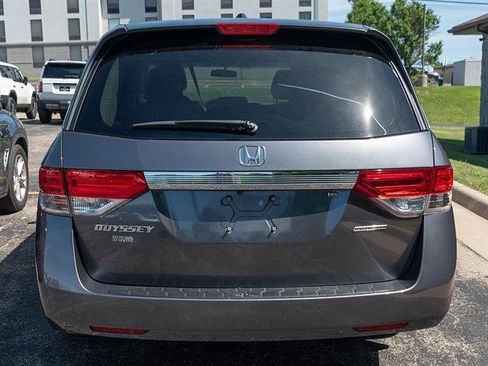 Used 2016 Honda Odyssey SE image 6