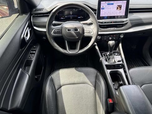 Used 2022 Jeep Compass High Altitude AWD/4WD image 5