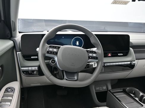 New 2026 Hyundai Ioniq 5 Limited image 24