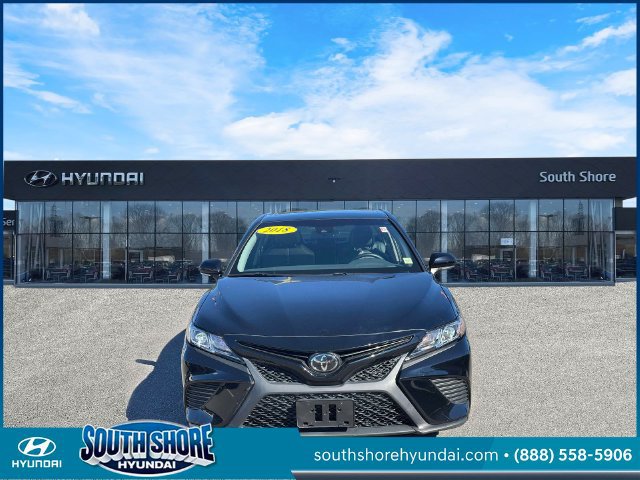 Used 2018 Toyota Camry SE w/ Audio Package FWD image 2