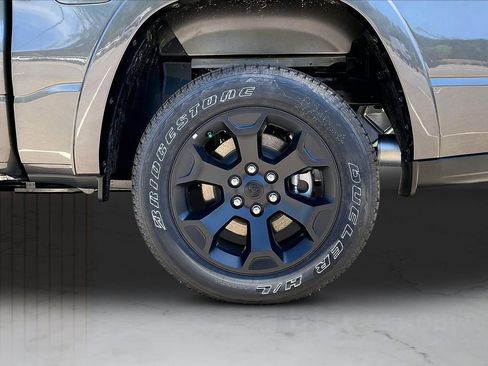 New 2026 RAM 1500 Big Horn AWD/4WD image 30