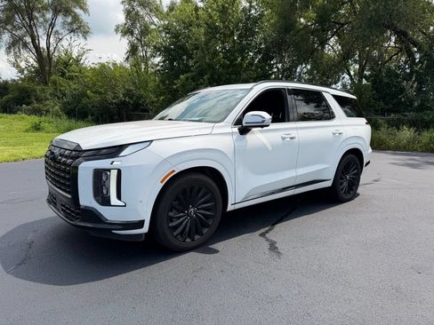 Used 2024 Hyundai Palisade Calligraphy AWD/4WD image 3