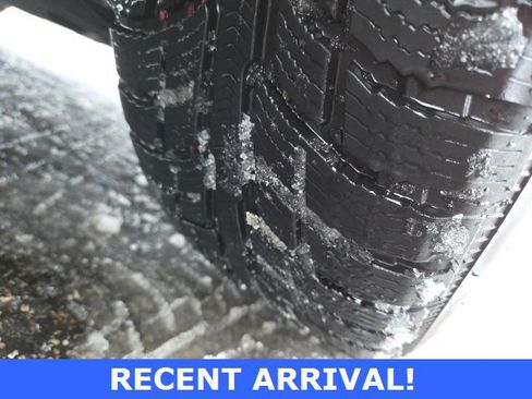 Used 2019 Ford Edge Titanium w/ Canadian Touring Package image 77