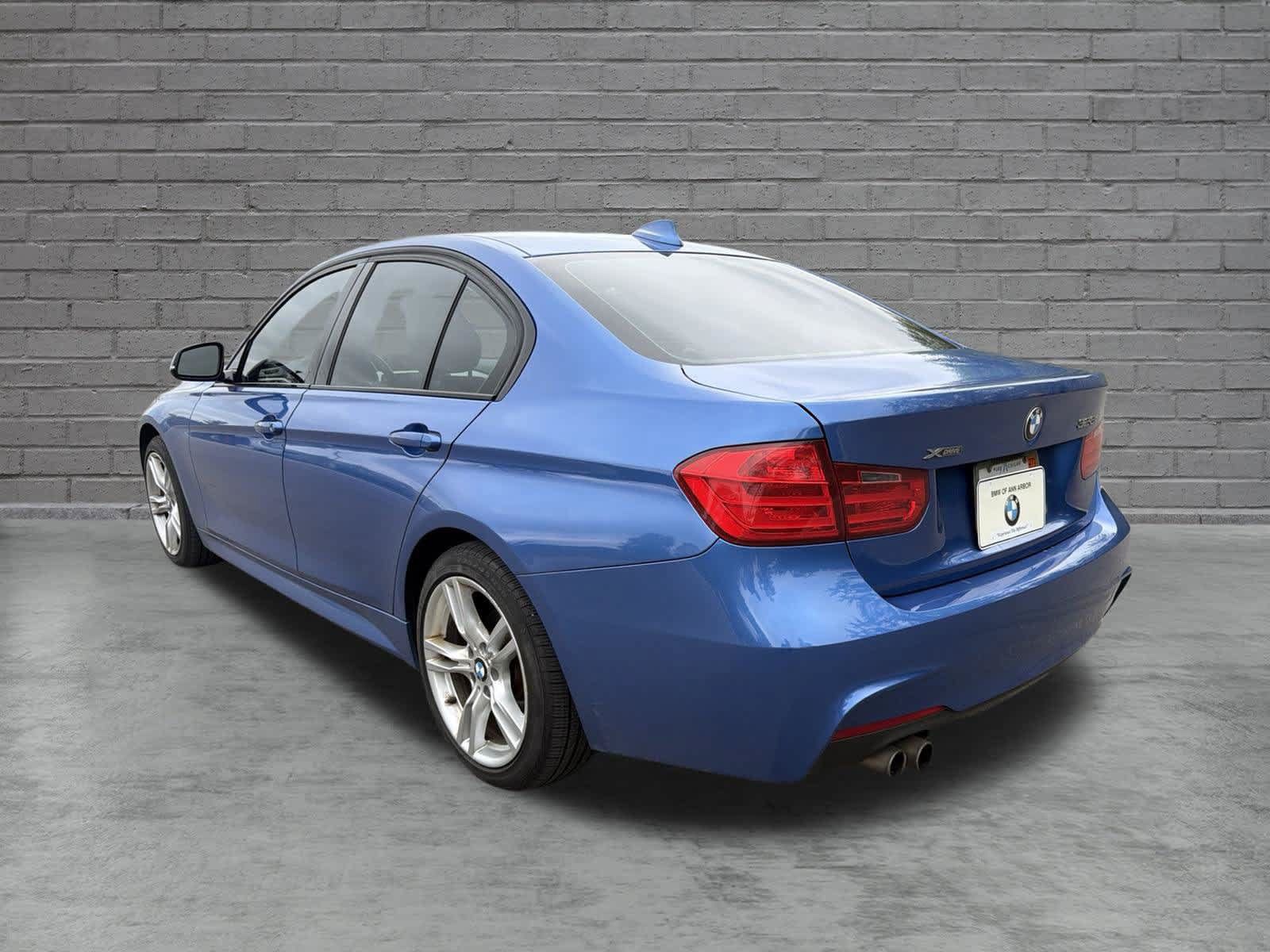 Used 2013 BMW 328i xDrive Sedan AWD/4WD image 6