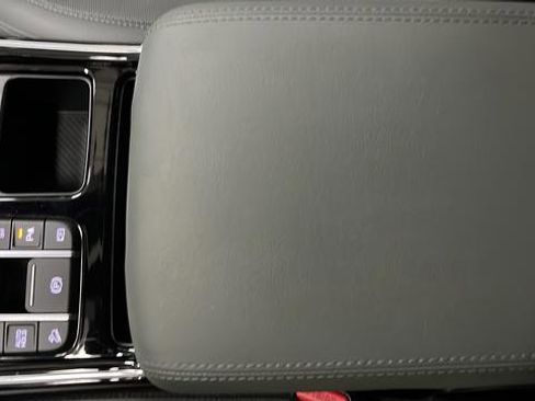 Used 2024 Kia Sorento SX Prestige w/ Sage Leather Package image 20