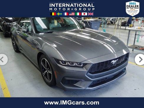 Used 2024 Ford Mustang Premium RWD image 1