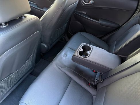 Used 2020 Hyundai Kona Limited image 16