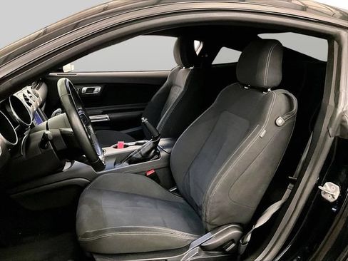 Used 2018 Ford Mustang GT w/ Black Accent Pkg RWD image 24