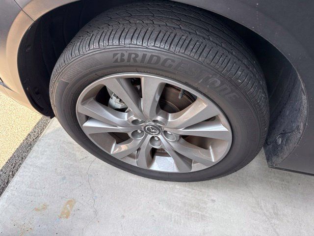 Used 2024 MAZDA CX-30 AWD 2.5 S w/ Preferred Package image 3
