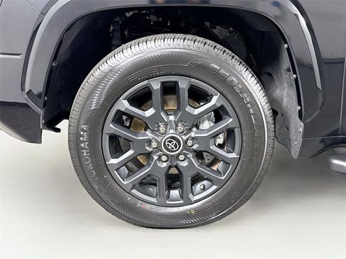 Used 2022 Toyota Tundra Platinum image 50