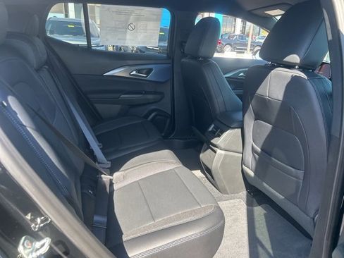 New 2026 Chevrolet Equinox EV LT image 31