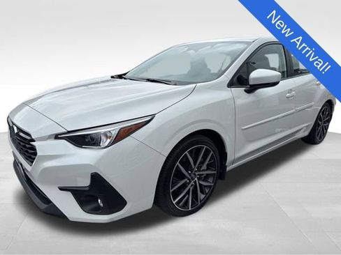 Certified 2025 Subaru Impreza 2.0i Sport AWD/4WD image 3