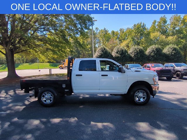 Used 2024 RAM 2500 Tradesman w/ Chrome Appearance Group AWD/4WD image 6