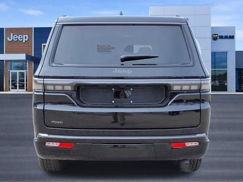 New 2026 Jeep Grand Wagoneer 4WD image 5
